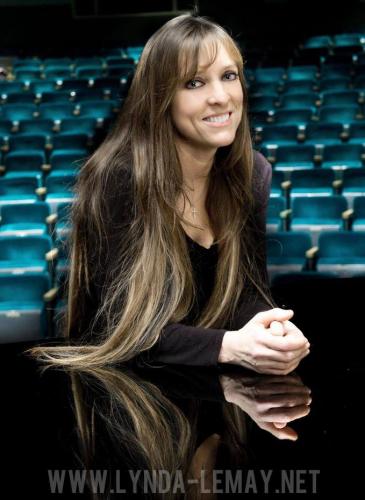 Lynda Lemay